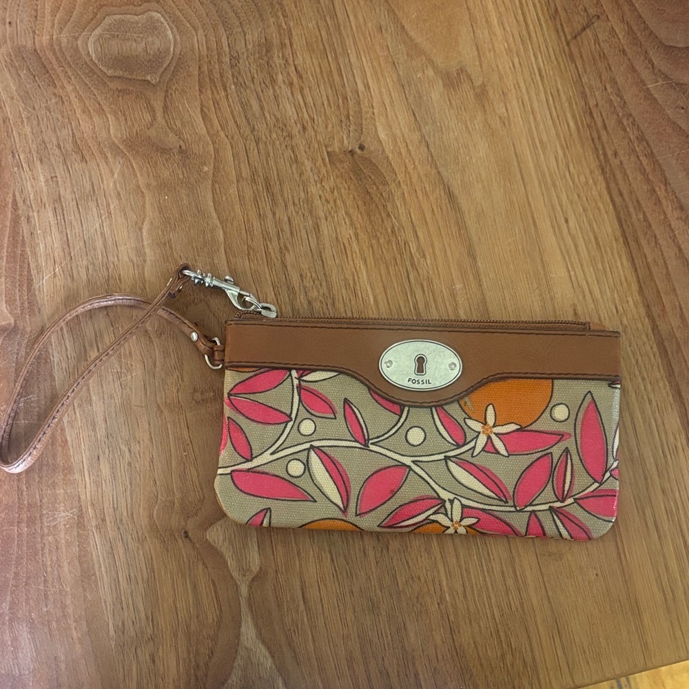 Fossil Key Per Floral Wristlet in Tan with Pink & Orange Accents